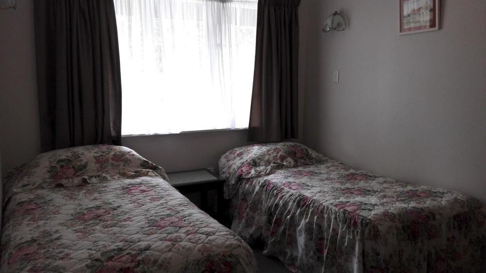 Browns Bay Olive Tree Motel & Apartment Okura Bush Exterior foto